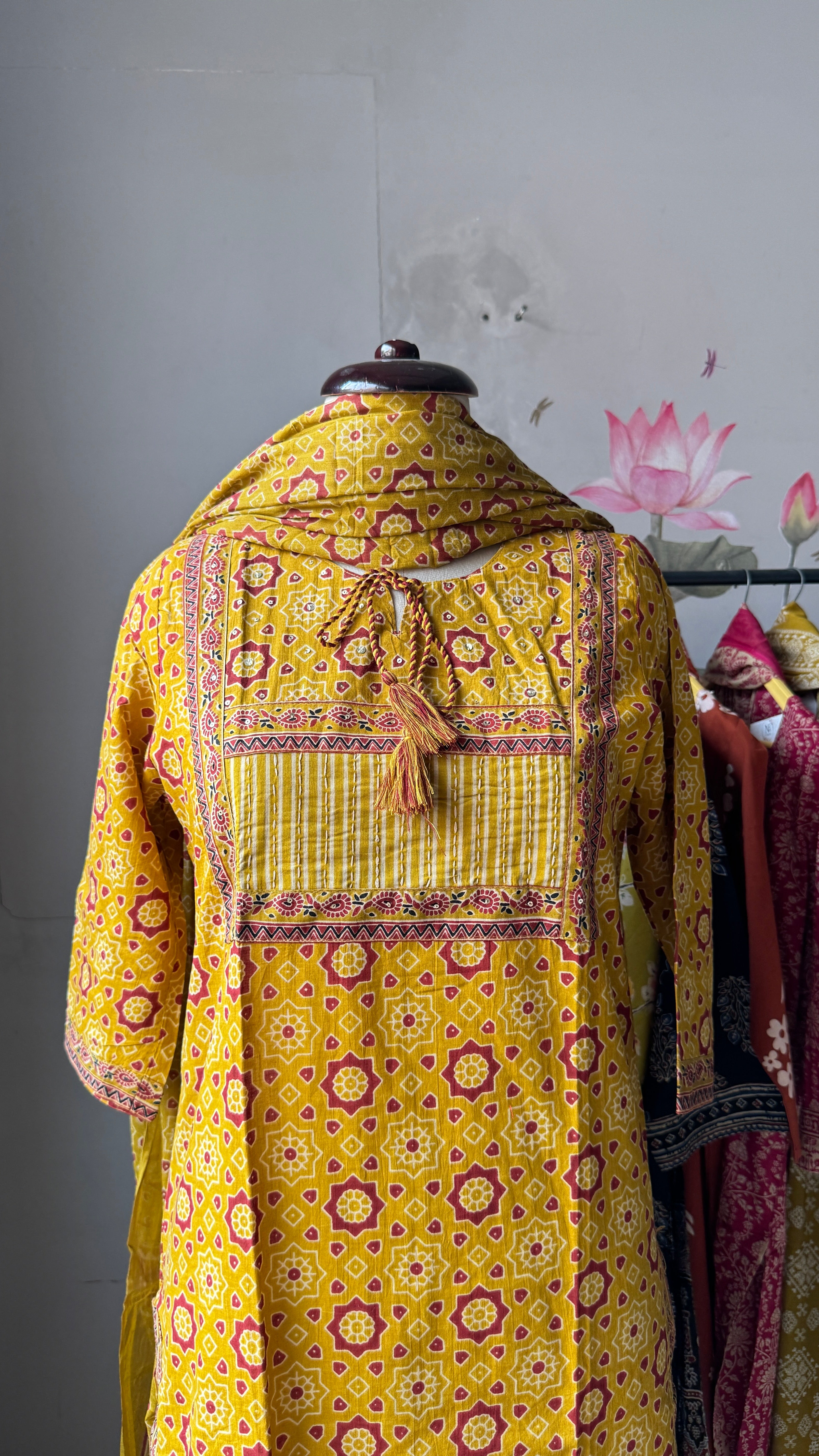 Kiara Welcome Special Suit