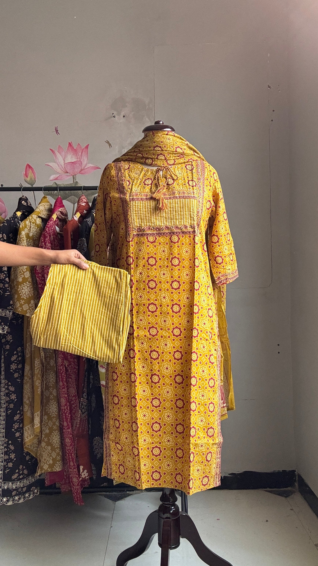 Kiara Welcome Special Suit