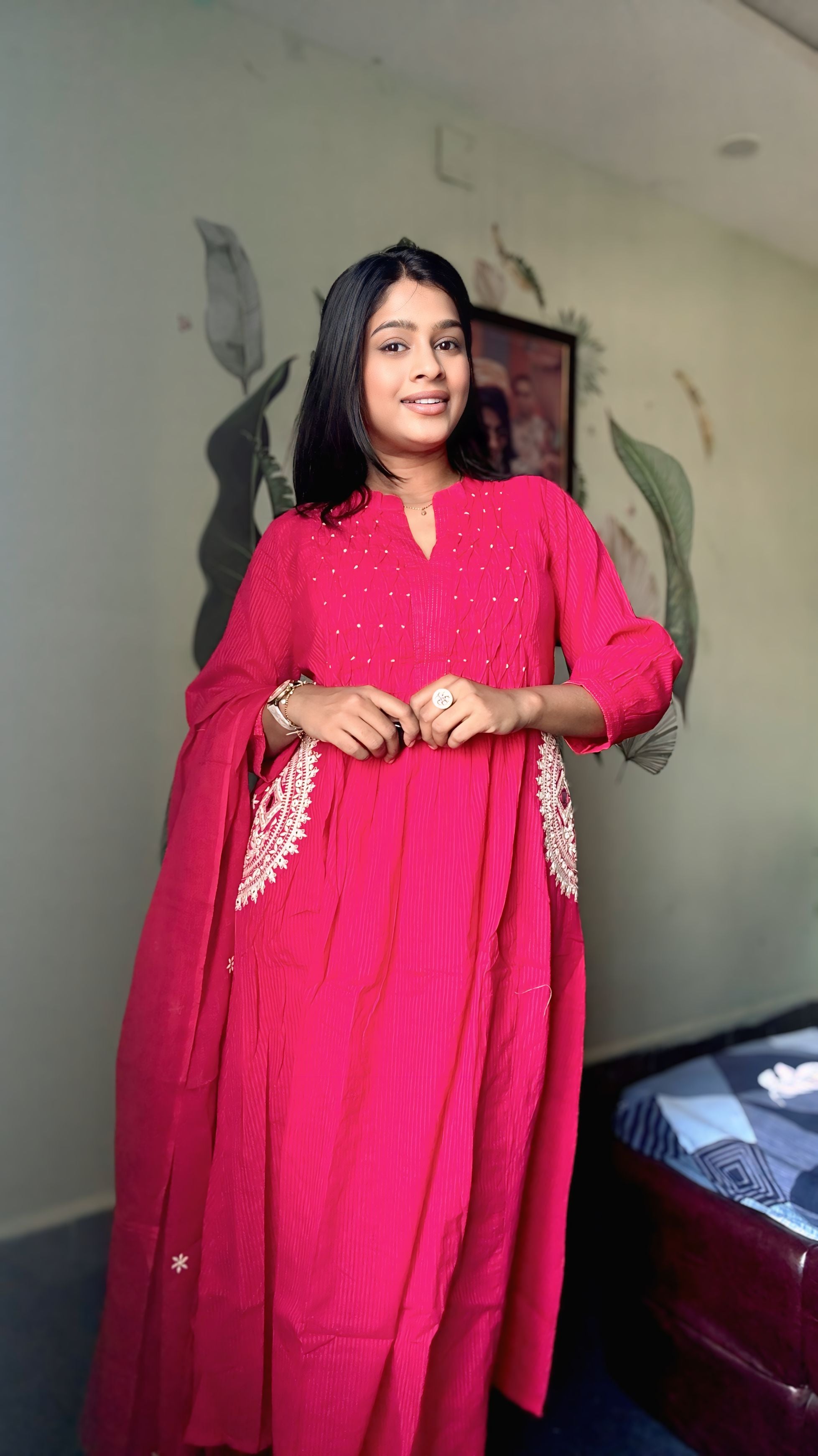 Gulabi Jhalak ALine Set