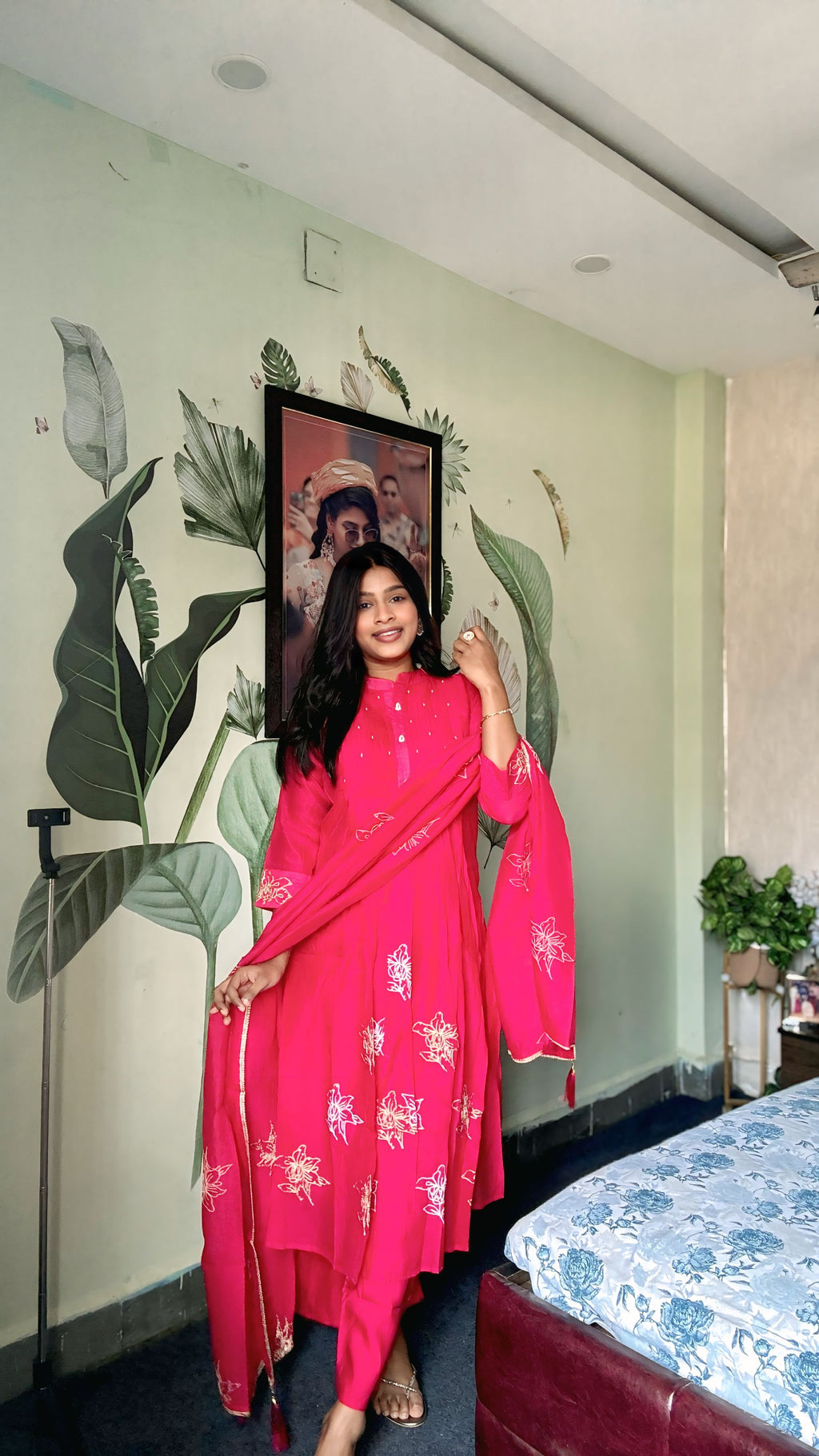 Gulabi glow suit set