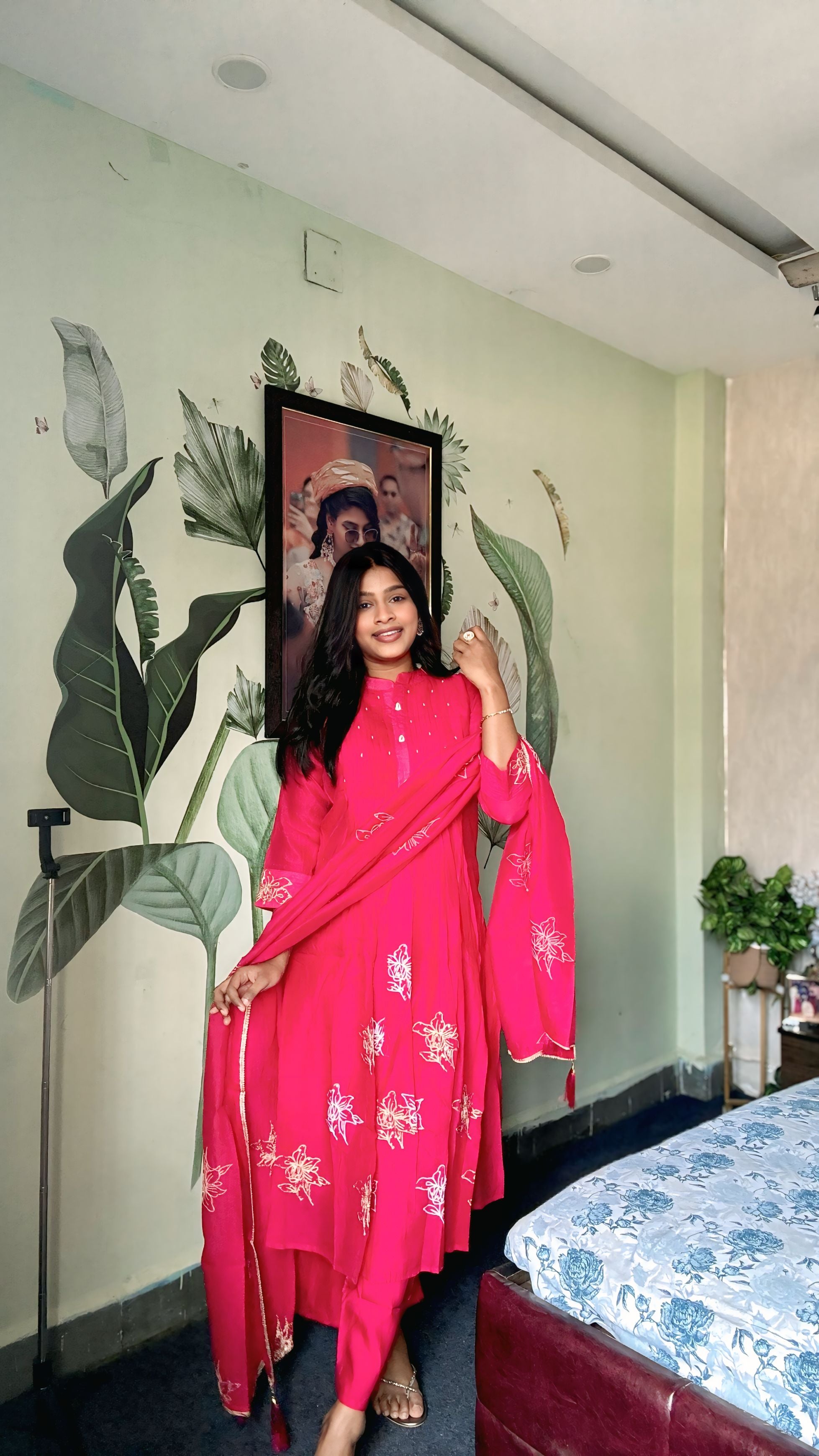 Gulabi glow suit set