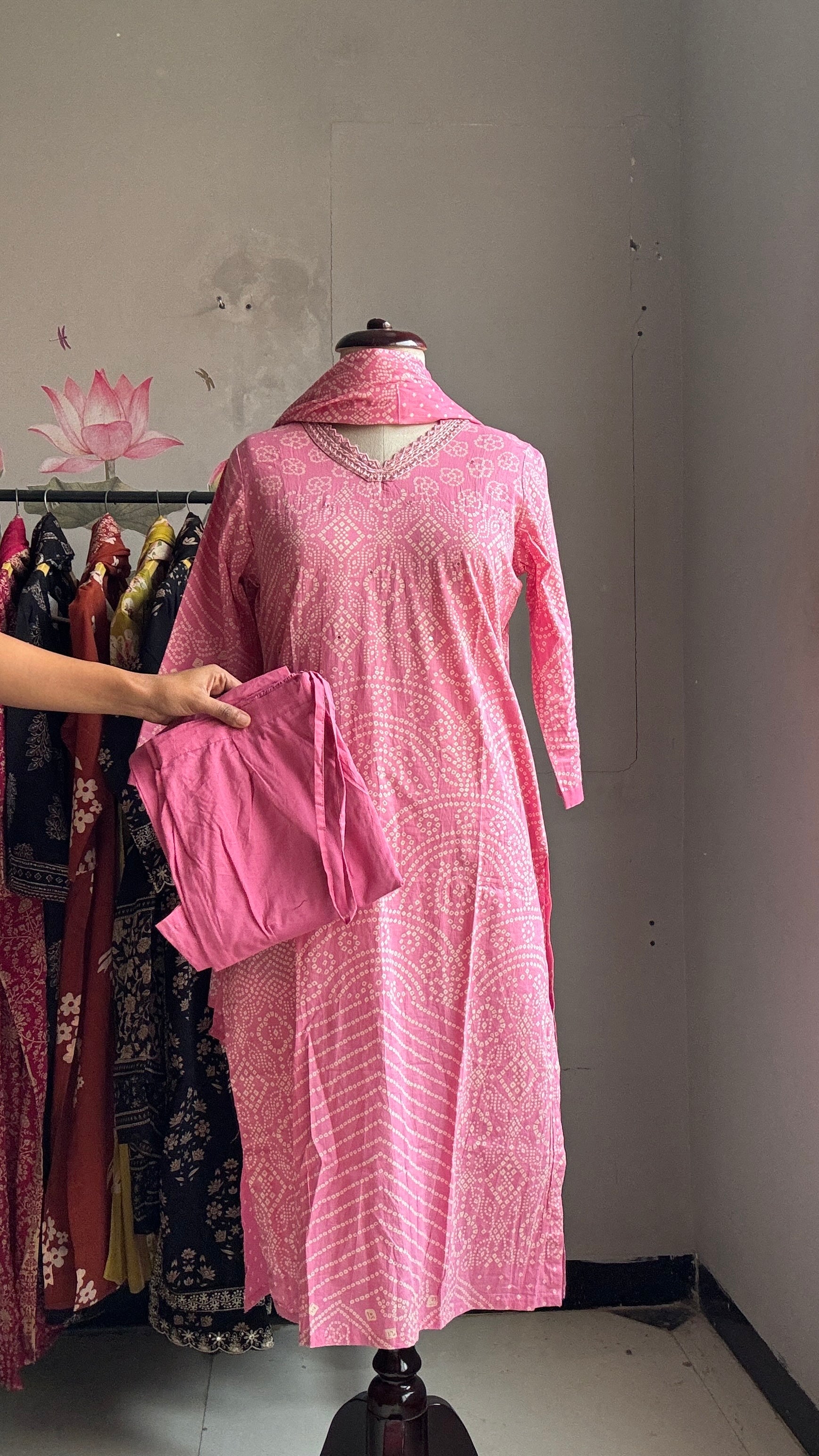 Vanya Welcome Special Suit