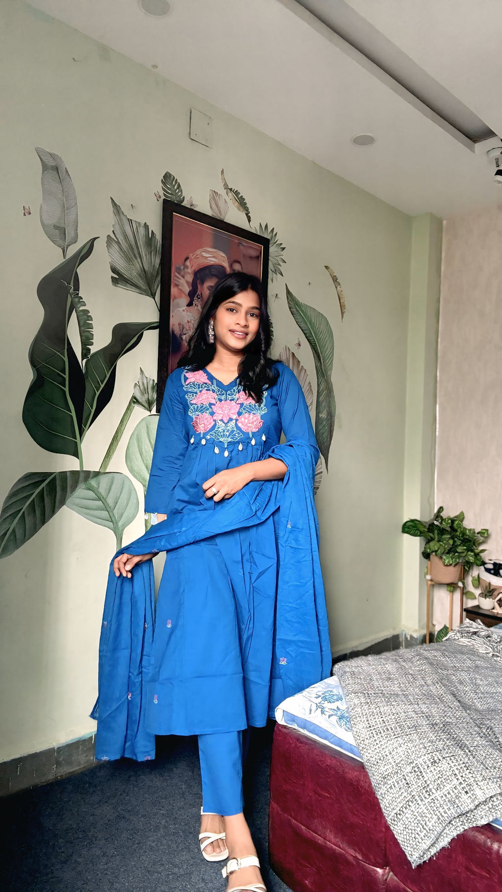 Neel Kamal Suit