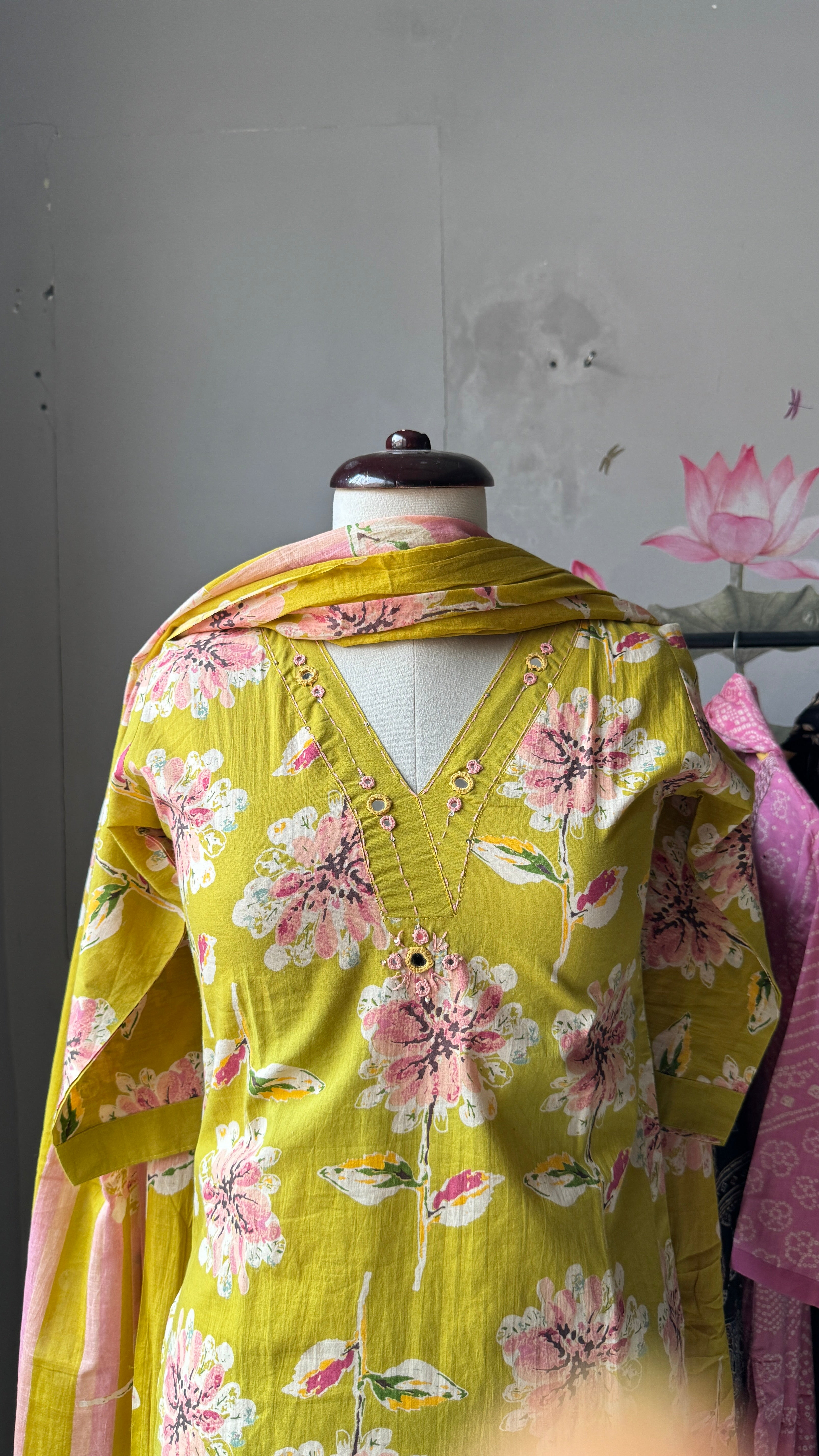 Diya Welcome Special Suit