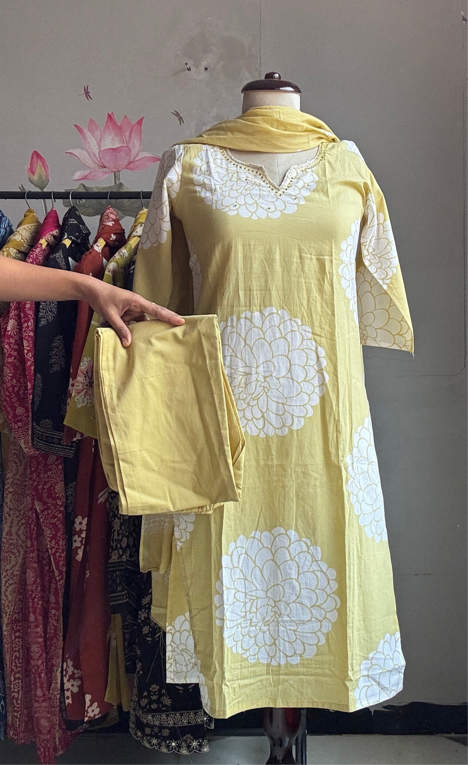 Aadhya Welcome special Suit